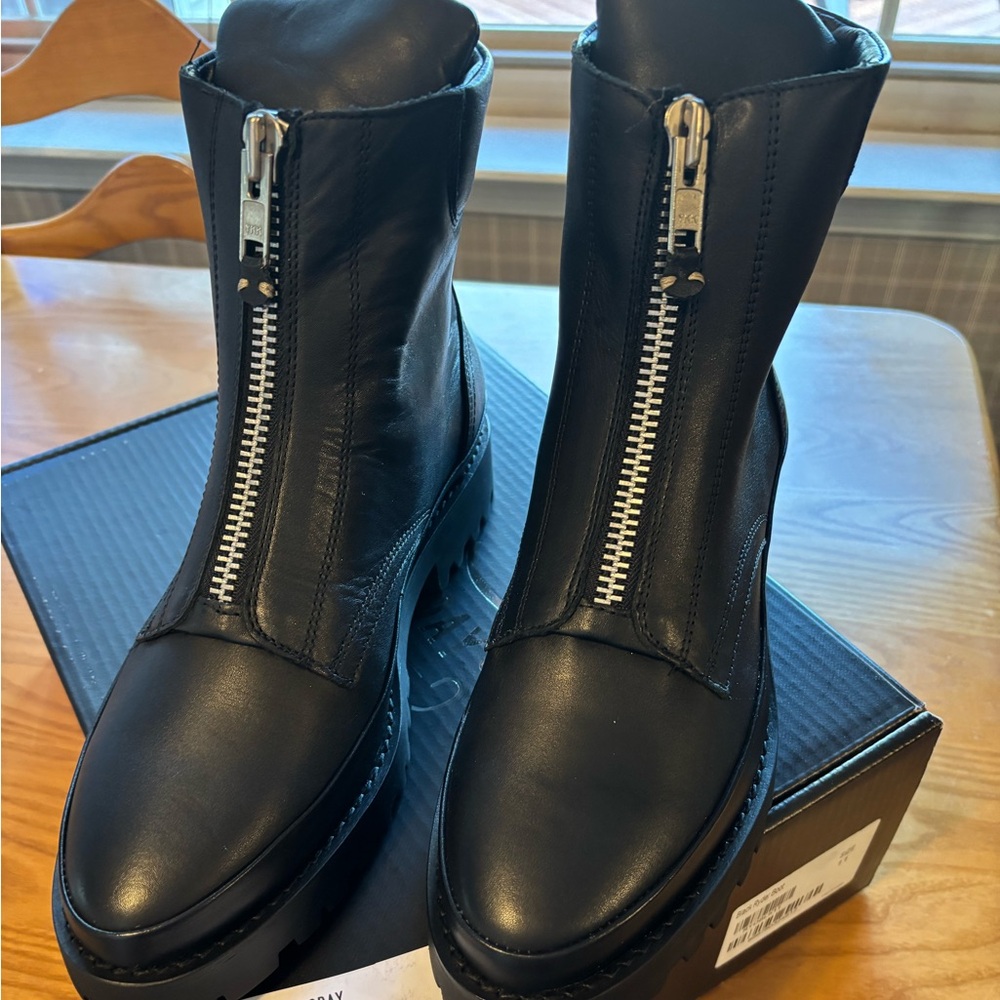 Thursday Boot Co. Ryder boot size 11-new in box